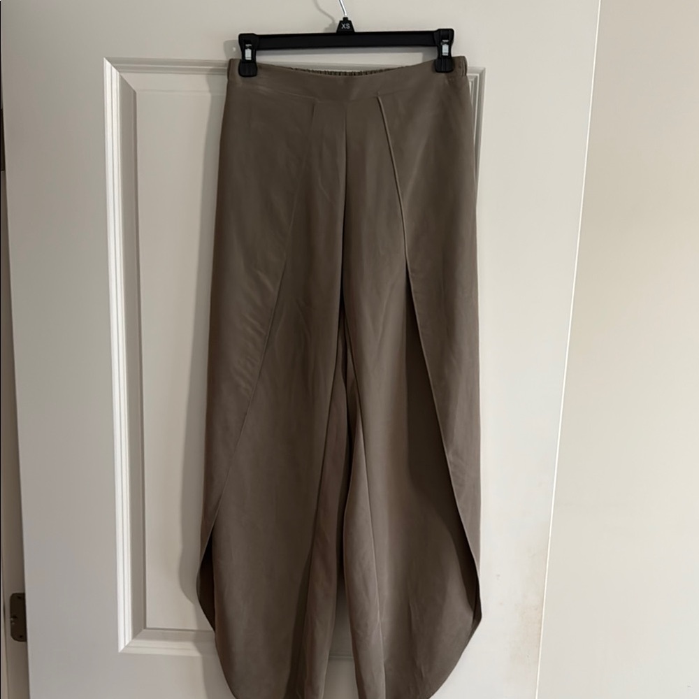 Chic Tan Wide-Leg Pants